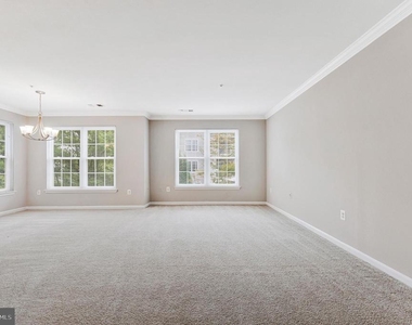 12877 Fair Briar Lane - Photo Thumbnail 4