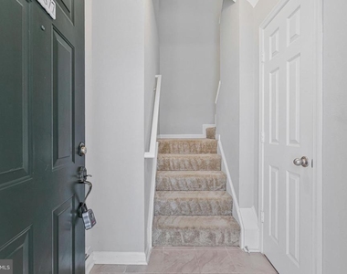 12877 Fair Briar Lane - Photo Thumbnail 2
