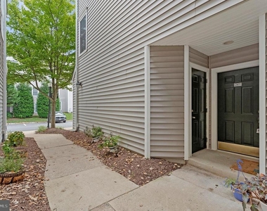 12877 Fair Briar Lane - Photo Thumbnail 1
