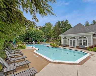 12877 Fair Briar Lane - Photo Thumbnail 26
