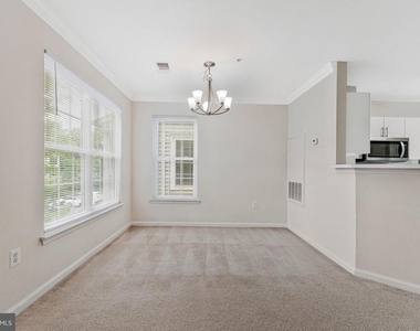 12890 Fair Briar Lane - Photo Thumbnail 6