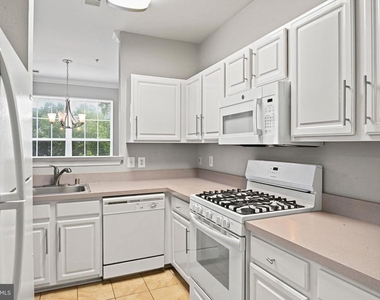 13122 Marcey Creek Road - Photo Thumbnail 11