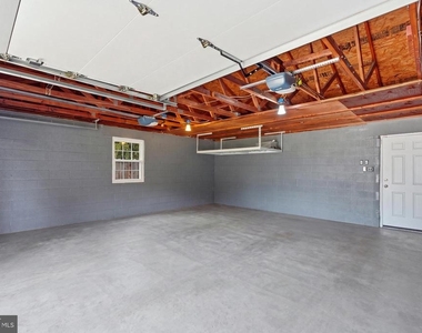 1719 Melbourne Drive - Photo Thumbnail 41