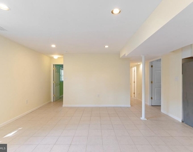 6703 Oak Drive - Photo Thumbnail 21