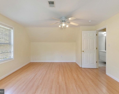 6703 Oak Drive - Photo Thumbnail 13