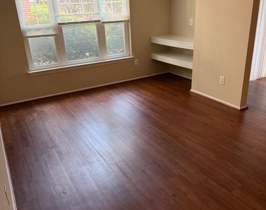 1530 Spring Gate Drive - Photo Thumbnail 4