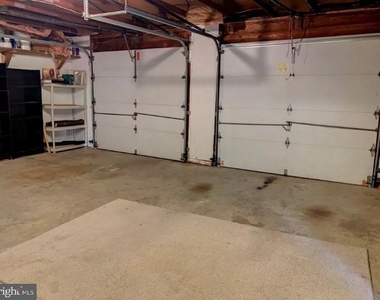 2321 Bedfordshire Circle - Photo Thumbnail 13