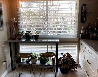 6834 Deer Run Drive - Photo Thumbnail 8