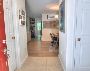 2220 Springwood Drive - Photo Thumbnail 10