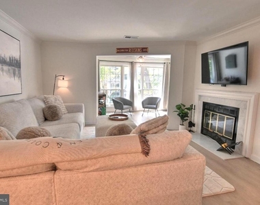 2220 Springwood Drive - Photo Thumbnail 17