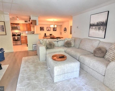 2220 Springwood Drive - Photo Thumbnail 49