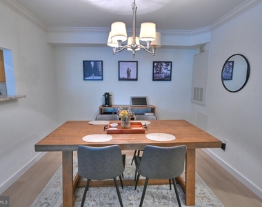 2220 Springwood Drive - Photo Thumbnail 20