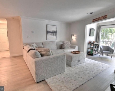 2220 Springwood Drive - Photo Thumbnail 32