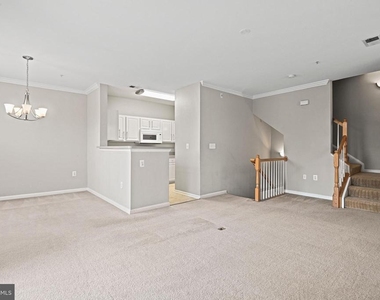 13142 Marcey Creek Road - Photo Thumbnail 3