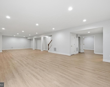 5285 Meadow Estates Drive - Photo Thumbnail 23