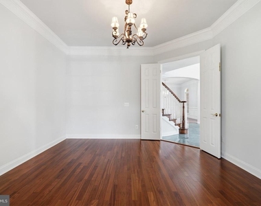 5285 Meadow Estates Drive - Photo Thumbnail 9