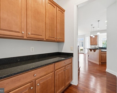 5285 Meadow Estates Drive - Photo Thumbnail 17