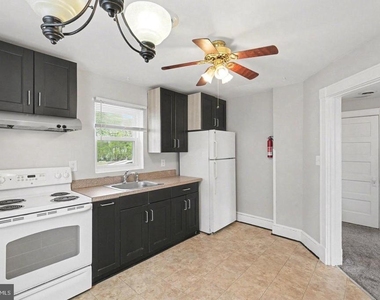 803 Wolfe Street - Photo Thumbnail 6
