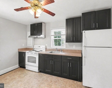 803 Wolfe Street - Photo Thumbnail 4