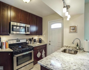 230 Evans Lane - Photo Thumbnail 5