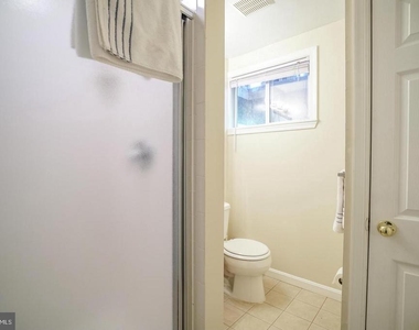 230 Evans Lane - Photo Thumbnail 16