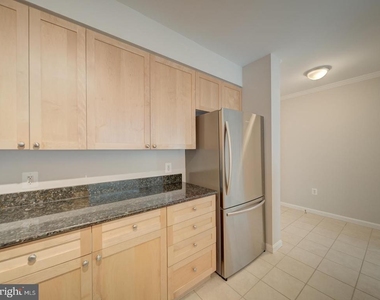 3101 N Hampton Drive - Photo Thumbnail 7