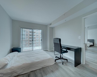 3101 N Hampton Drive - Photo Thumbnail 22