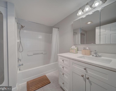 3101 N Hampton Drive - Photo Thumbnail 19