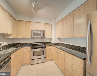 3101 N Hampton Drive - Photo Thumbnail 4