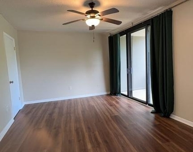 6301 Stevenson Avenue - Photo Thumbnail 18
