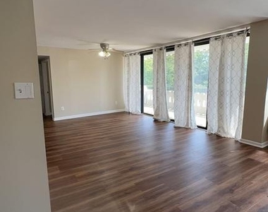 6301 Stevenson Avenue - Photo Thumbnail 4