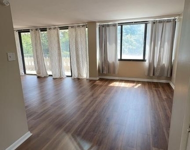 6301 Stevenson Avenue - Photo Thumbnail 3