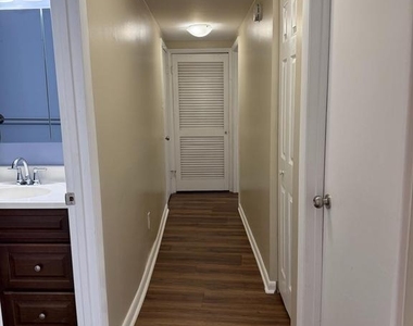 6301 Stevenson Avenue - Photo Thumbnail 11
