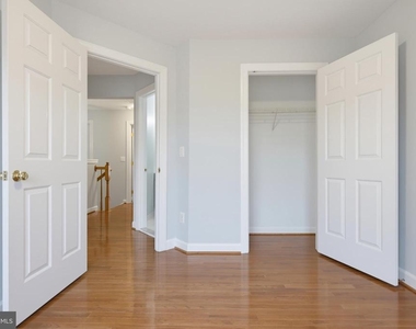 5822 Pearson Lane - Photo Thumbnail 19