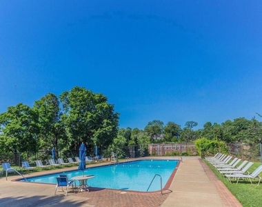 3000 Spout Run Parkway - Photo Thumbnail 44