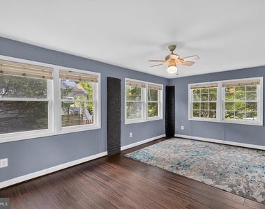 2227 N Lexington Street N - Photo Thumbnail 16