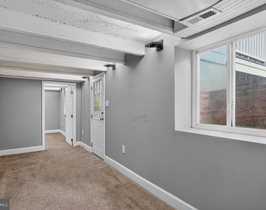 2227 N Lexington Street N - Photo Thumbnail 28