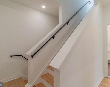 2137 E Firth Street - Photo Thumbnail 5