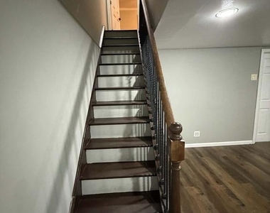 814 Kendrick Street - Photo Thumbnail 27