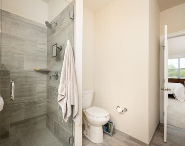 3031 N Spurway Drive - Photo Thumbnail 21