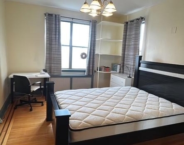 926 Snyder Avenue - Photo Thumbnail 10