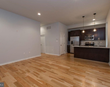 4304 Cresson Street - Photo Thumbnail 6