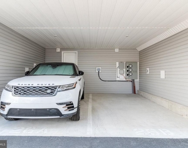 1307 Germantown Avenue - Photo Thumbnail 19