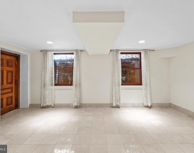 2201 Green Street - Photo Thumbnail 12