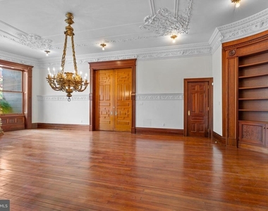 2201 Green Street - Photo Thumbnail 20