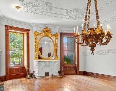 2201 Green Street - Photo Thumbnail 1