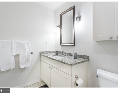 230 N 21st Street - Photo Thumbnail 7