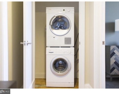 230 N 21st Street - Photo Thumbnail 6