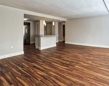 1815 John F Kennedy Boulevard - Photo Thumbnail 22