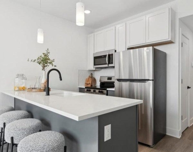 2200 E Somerset Street - Photo Thumbnail 4